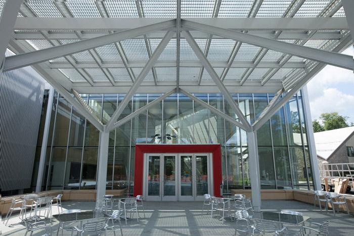 The main entrance to the Kline Center extension