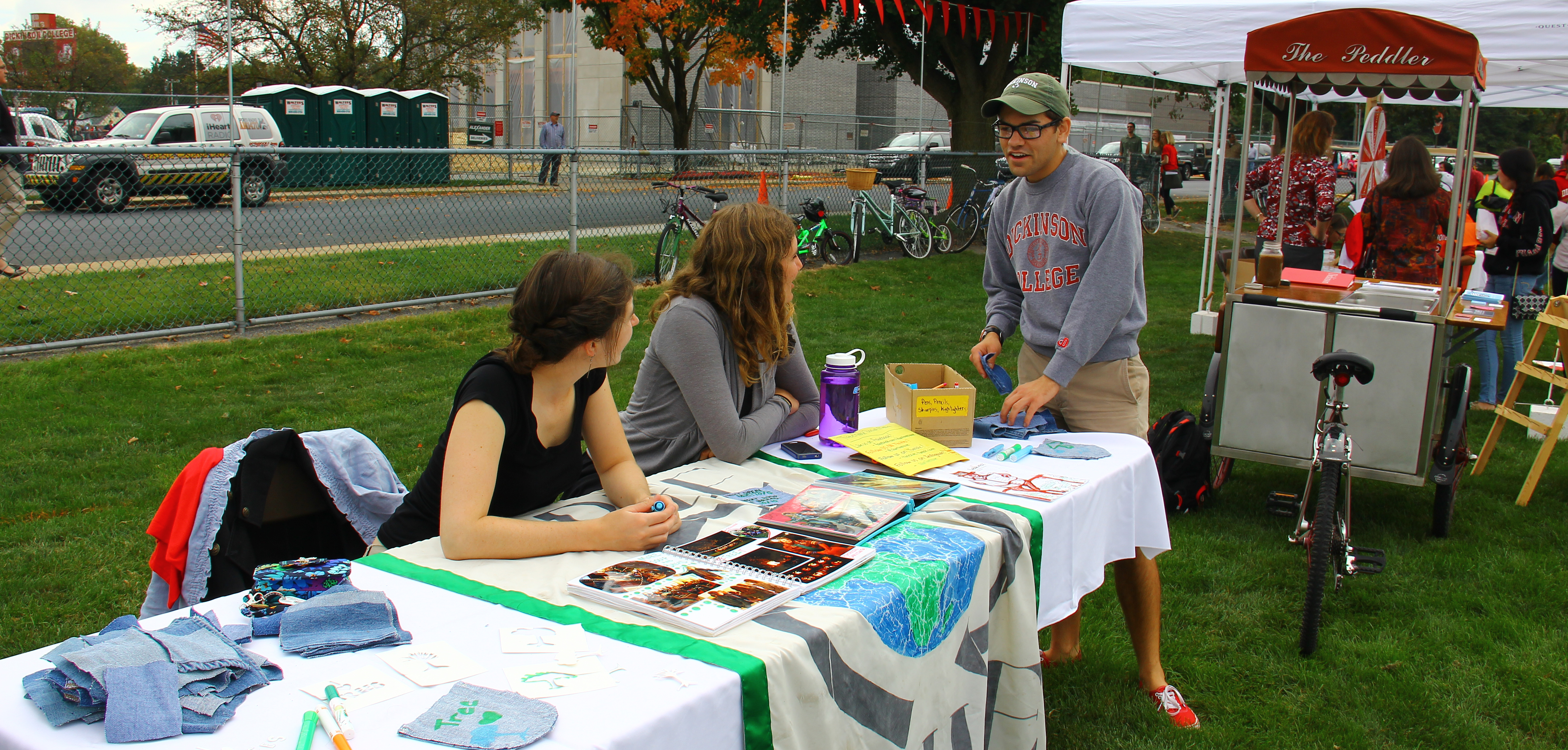 Students getting involved with sustainability at parents and family weekend. 
