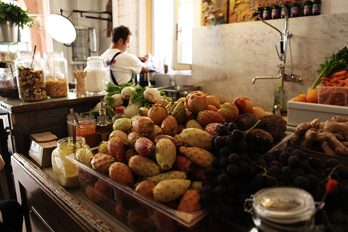 Least Touristy Travel Photo: "Juice Bar" in Bologna, Italy, by Evan Tao '19