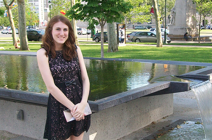 Mary Naydan '15 poses outside of the Barnes Foundation in Philadelphia, Pa.