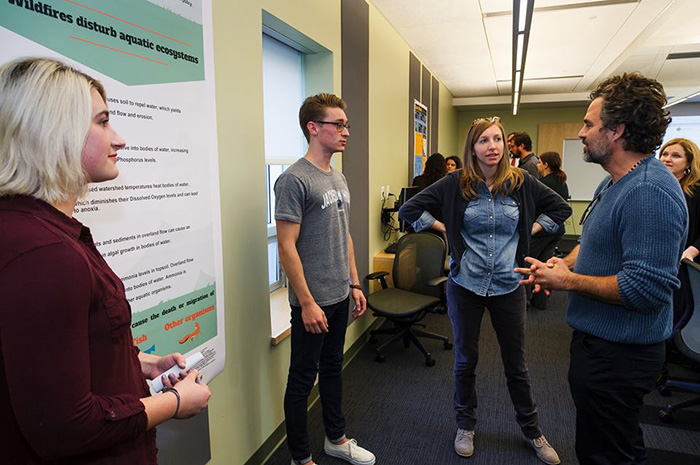 Mark Ruffalo views original research by science students at Dickinson College. Ruffalo is an environmental activist and founder of two nonprofits.