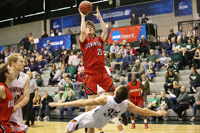 Gerry Wixted '15 led the Red Devils with 22 points in their third round victory.