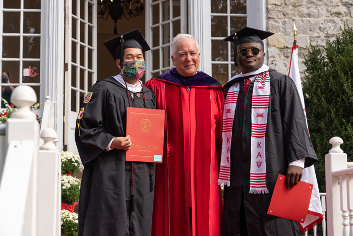 The Hufstader Senior Prizes were awarded to Kevin Ssonko &#039;20 and Ken&nbsp;Bamba &#039;20.