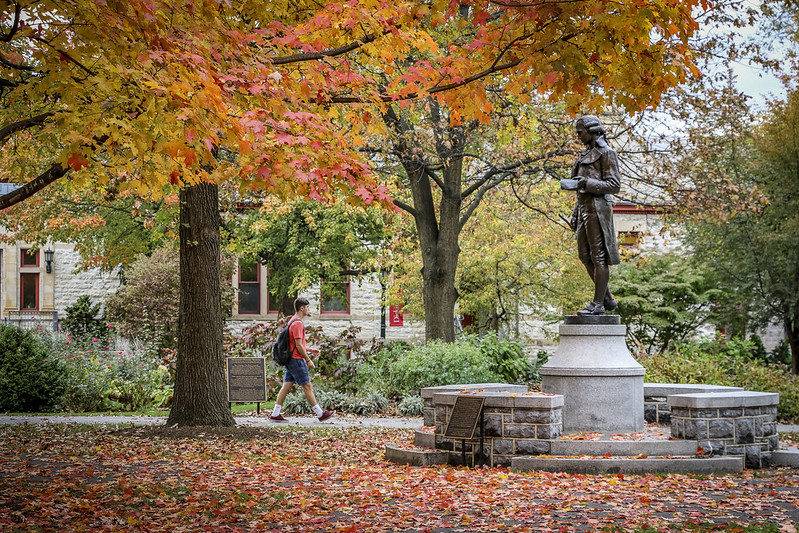 FallCampusstatue49648186788 7Dd7f3bcdc c