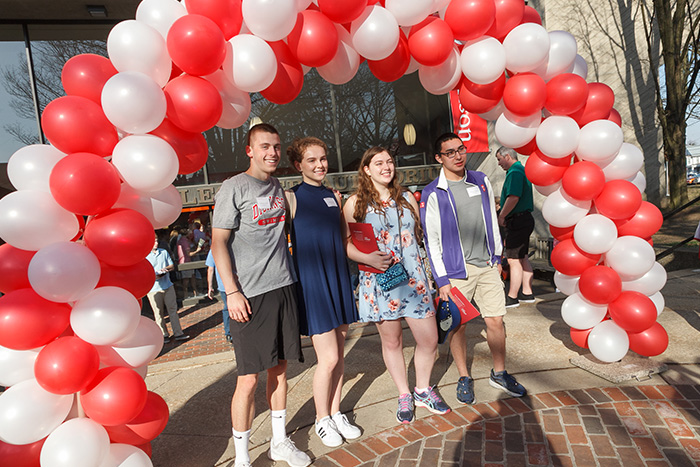 Acceptedopenhouseballoonarch