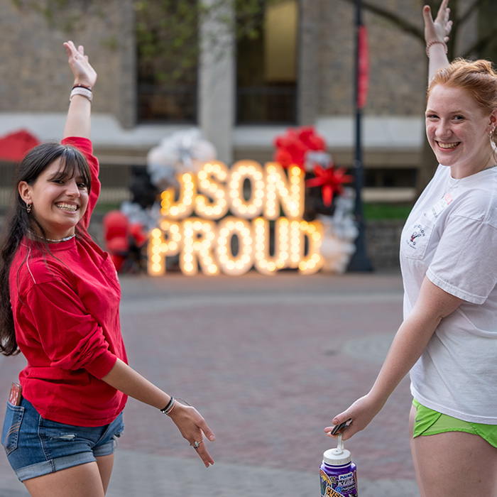 Admissions accepted students reception 04142023 001 jo 700x700 widget earlydecision
