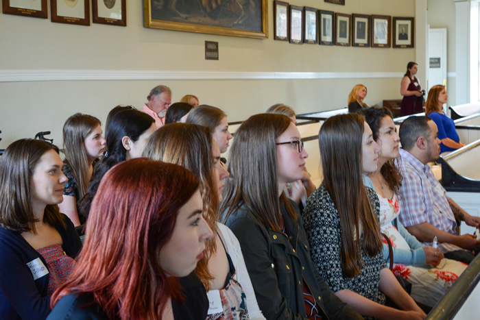 Kappa Alpha Theta members at the ceremony