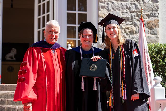 Dickinson College Graduating Class Selects English Professor for Inspirational Teacher Award