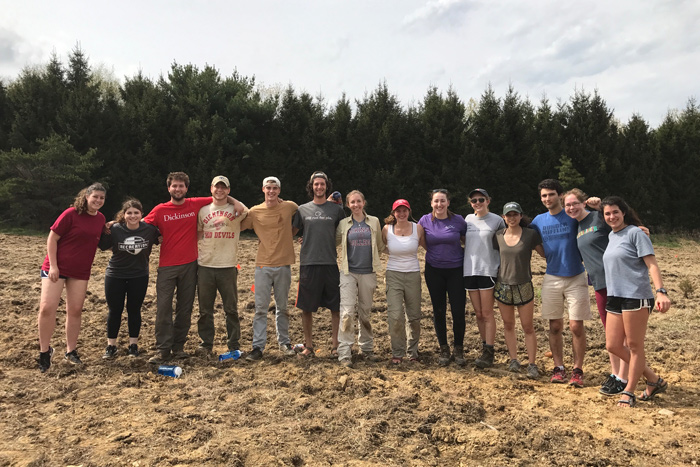 Students in the field 