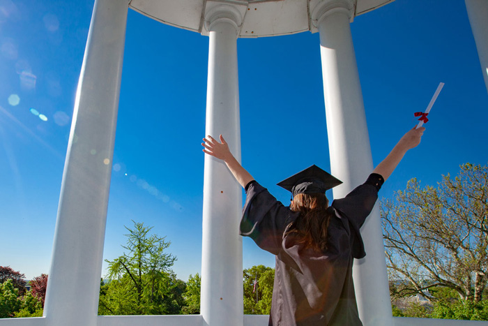 Cupola_Cap_And_Gown_20190515_9093_700_1.jpg