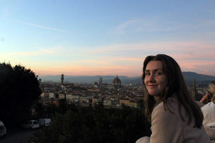 Caitlyn Longest '23 in Italy, where she served an internship with a working artist.