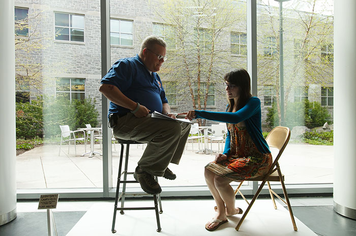 An art installation by Lizzie Wilford '16 challenges participants to overcome social inequities, or perceived social inequities, through communication. Photo by Carl Socolow '77.