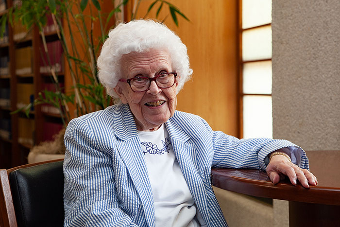 Ruth Cardell Kaufman ’43