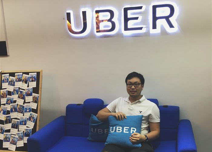 Khoi Nguyen '19 kicks off his internship experience at Uber (Hanoi), analyzing trips to detect patterns, behaviors and fraud. His positive experience leaves him eager for more internships to come.