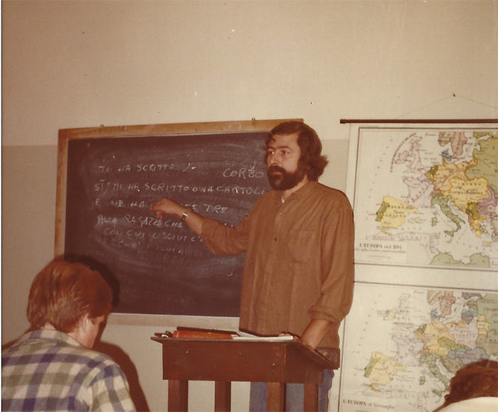 Professor Guccini teaches at the Bolonga Center in fall 1981. Photo courtesy of Paul Rosengren '83.