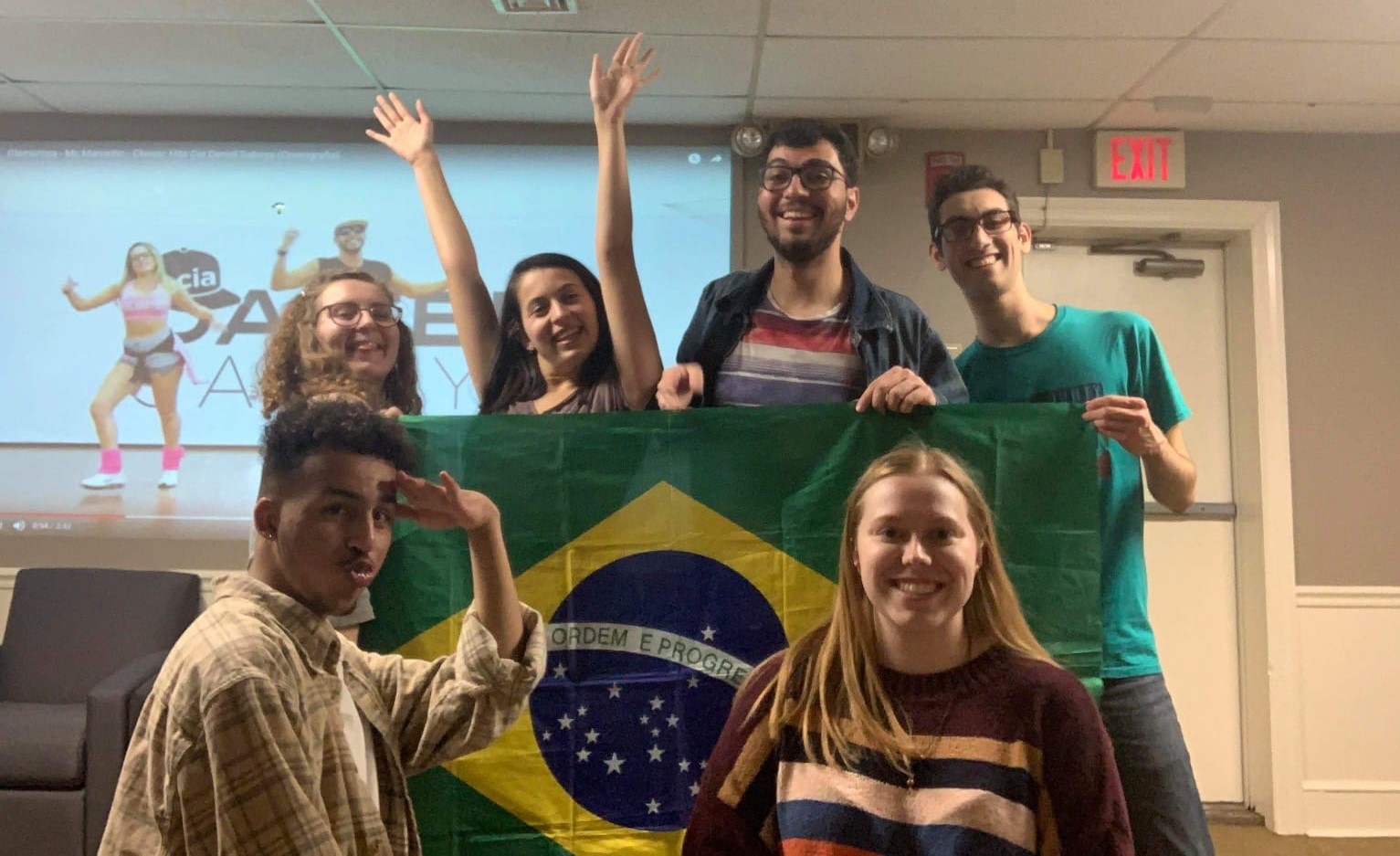 Students dance the choreography of carnival songs 