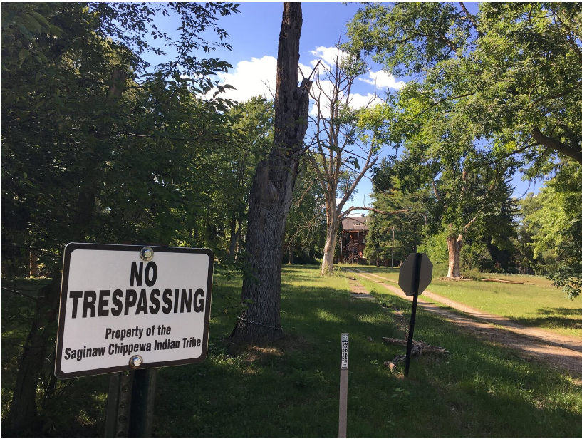 MIIBS No Tresspassing Sign