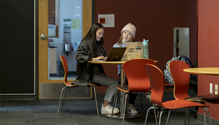 Students studying in Rector