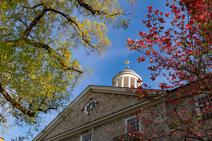 campus_sky_cupola_for_widget_700x467_adv.jpg