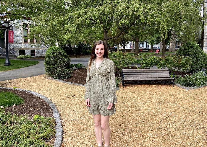 Student Snapshot: Emerlee Simons ’24 