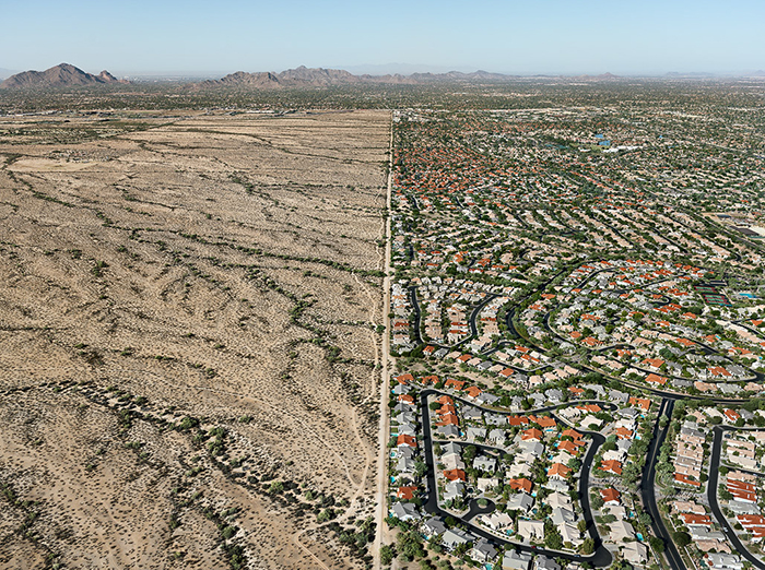 Edward Burtynsky, Salt River Pima-Maricopa Indian Reservation
Scottsdale, Arizona, 2011.