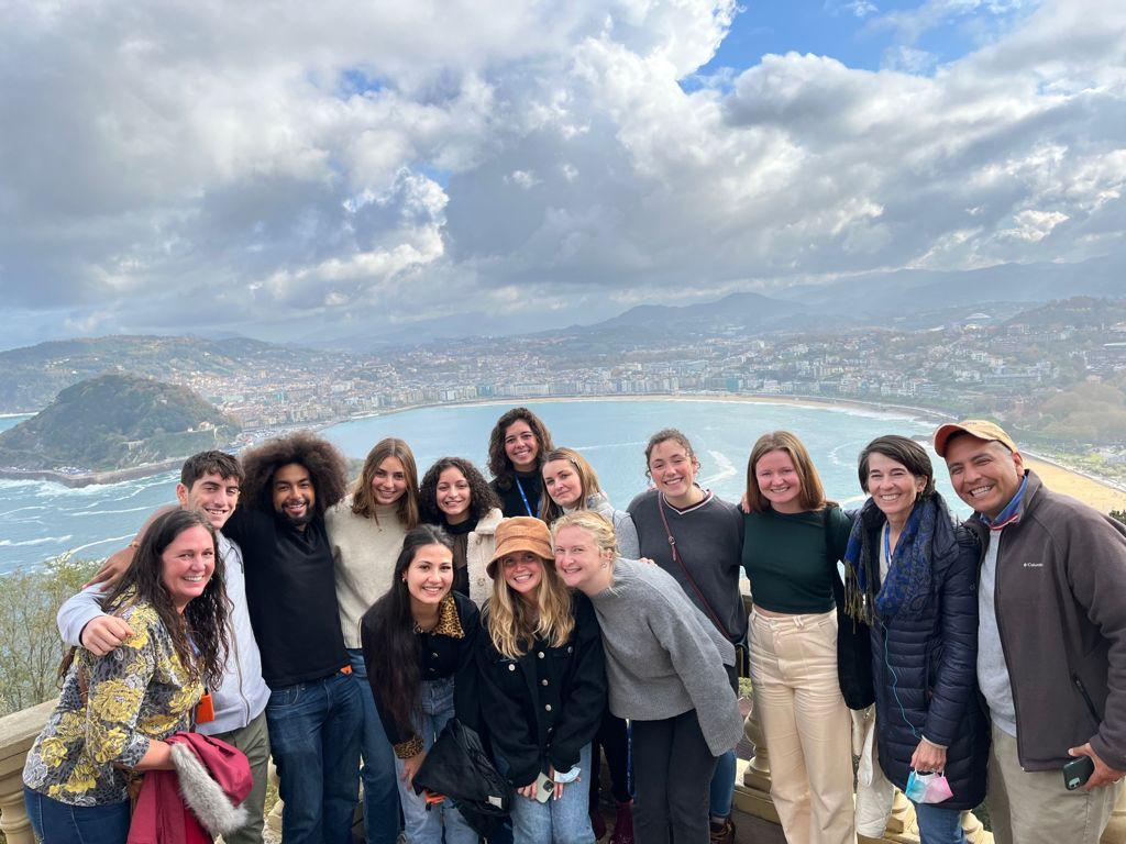 Málaga Director Elise Bartosik-Velez with students overlooking a large lake