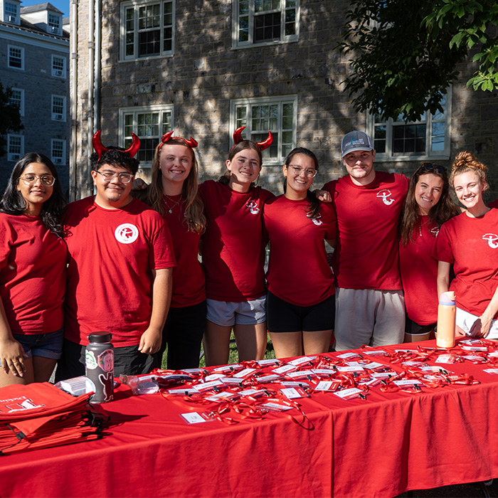 Move in table students widget 700x700 fyxp26