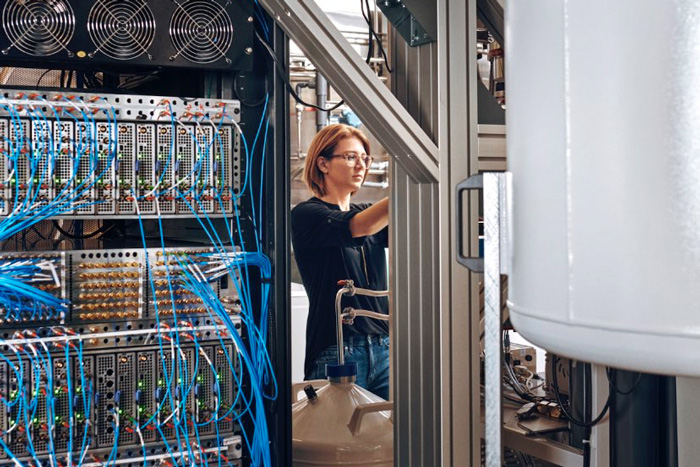 Olivia Lanes in a lab