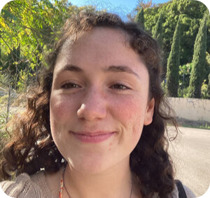Kay Davis-Lorton '23