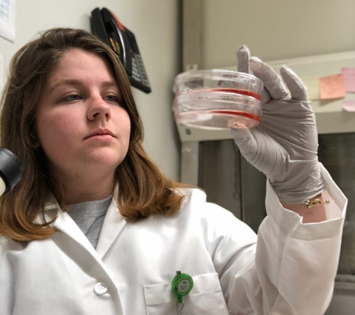 Zoey Miller '20 is a research intern at the Children's Hospital of Philadelphia, where she is refining her lab skills, growing her professional network and gaining valuable work experience.